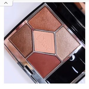 Diors eyeshadow quint in #499 Bronze Sepia